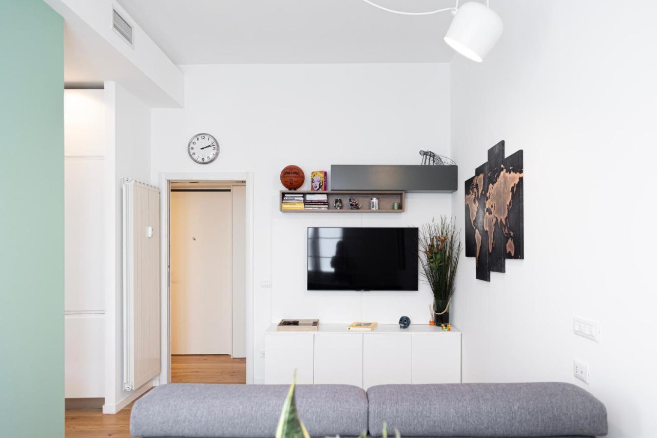 Elegante Bilocale In De Angeli - Piazzale Siena Apartment Milano Exterior foto